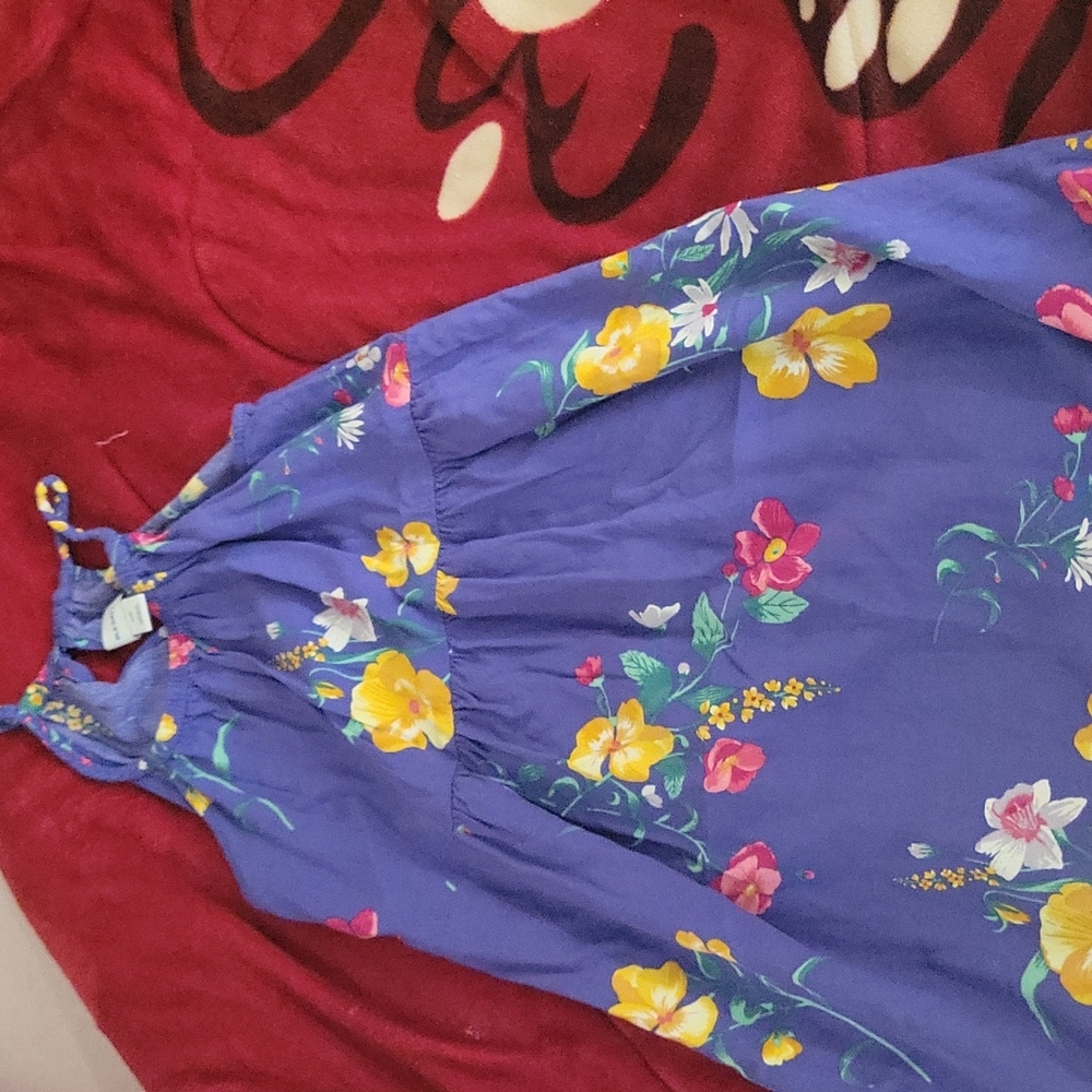 Girls dress